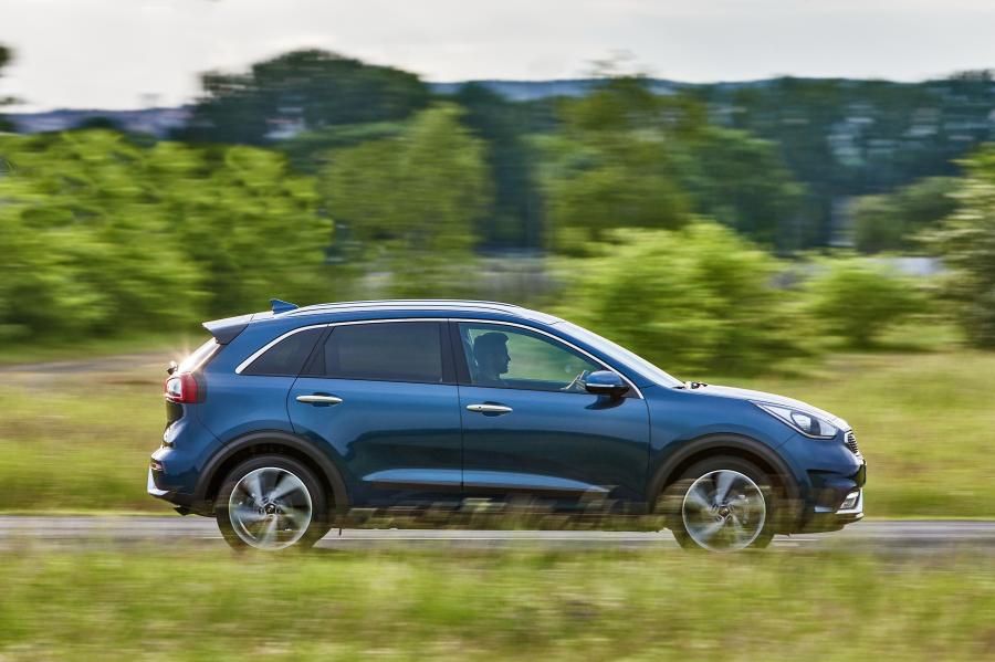  Kia Niro 2016 года  (WW) (фото 31 из 40)